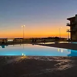 Ocean Paradise - With Ocean View Apartmán *