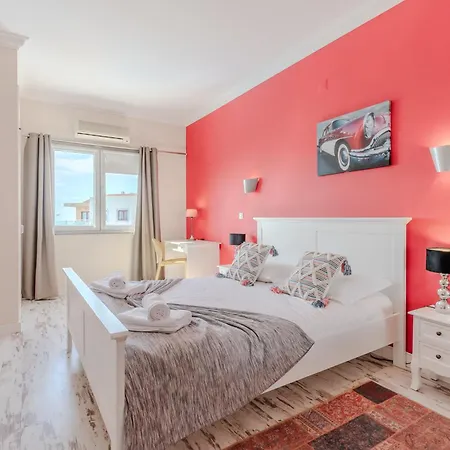 Ocean Paradise - With Ocean View Apartment