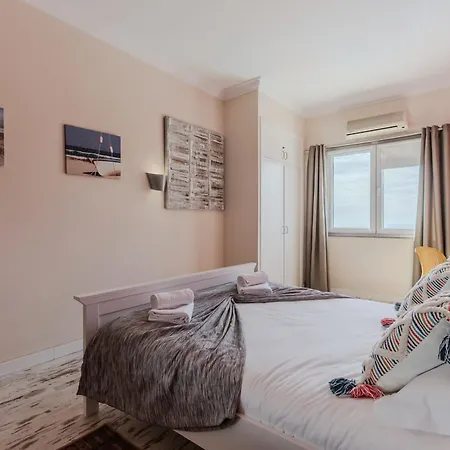 Ocean Paradise - With Ocean View Apartment